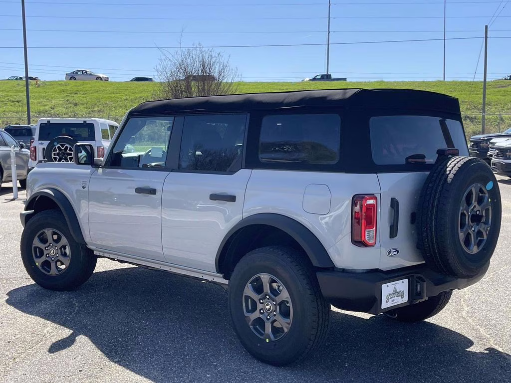 2026 Avalanche Gray Ford Bronco Big Bend 4X4 SUV