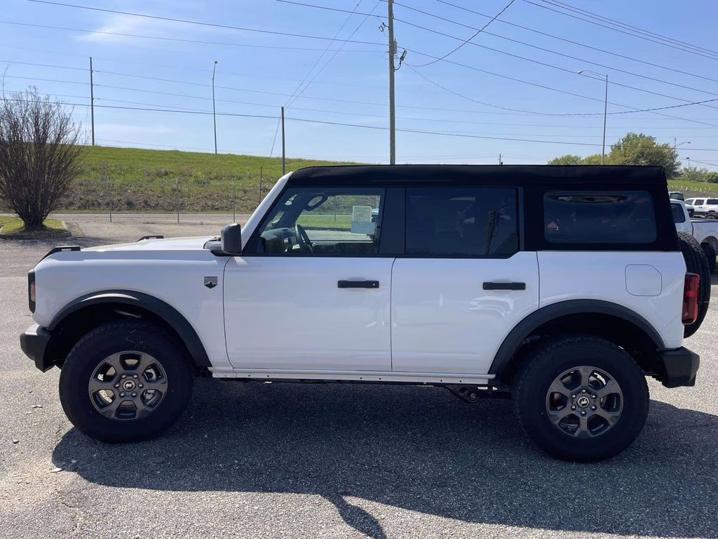 2026 Oxford White Ford Bronco Big Bend 4X4 SUV