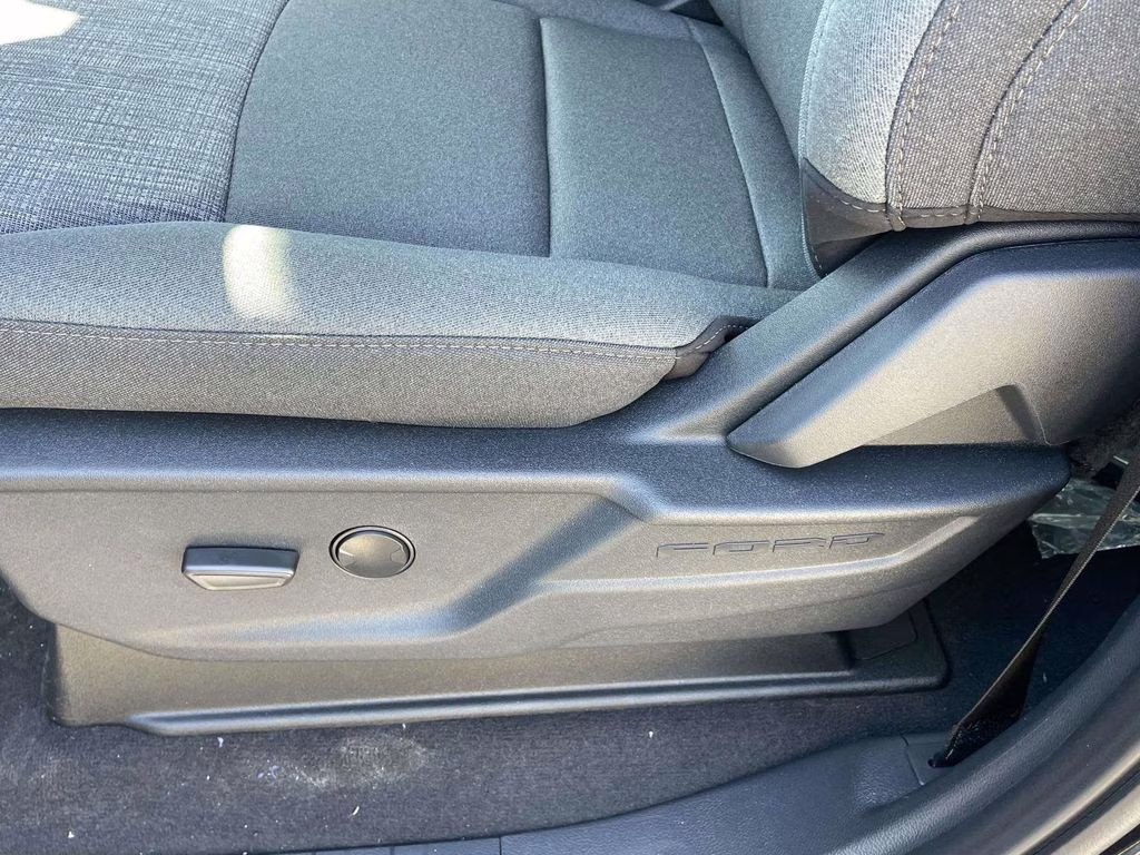 2026 Agate Black Metallic Ford Super Duty F-250 SRW XLT 4X4 Truck