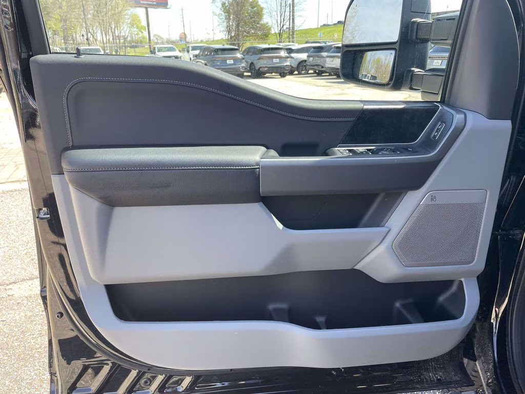 2026 Agate Black Metallic Ford Super Duty F-250 SRW XLT 4X4 Truck