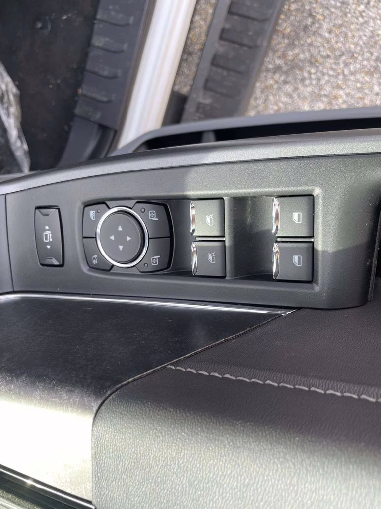 2026 Oxford White Ford Super Duty F-250 SRW XLT 4X4 Truck