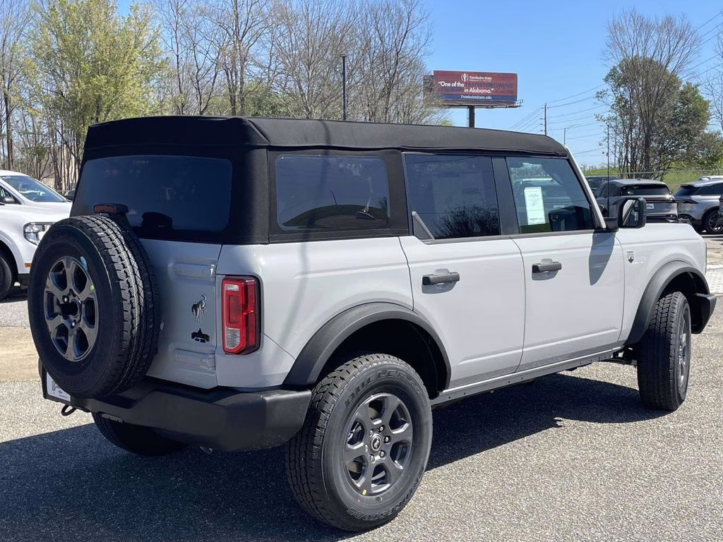 2026 Avalanche Gray Ford Bronco Big Bend 4X4 SUV