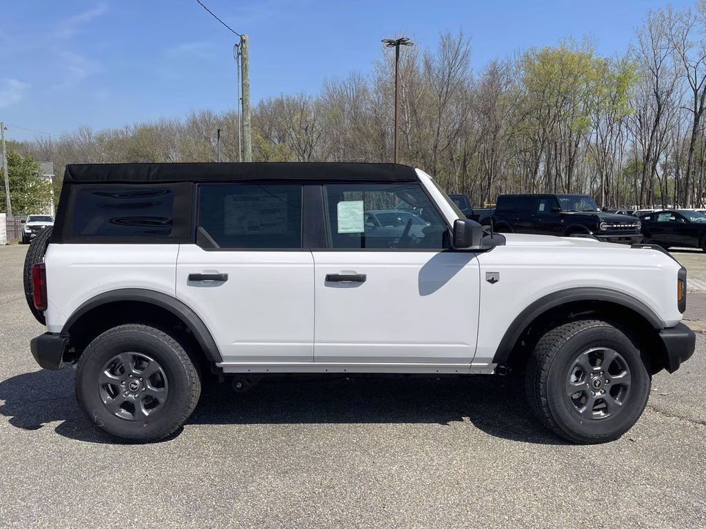 2026 Oxford White Ford Bronco Big Bend 4X4 SUV