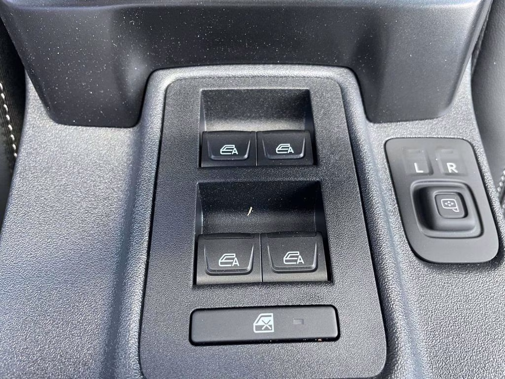 2026 Shadow Black Ford Bronco Outer Banks 4X4 SUV