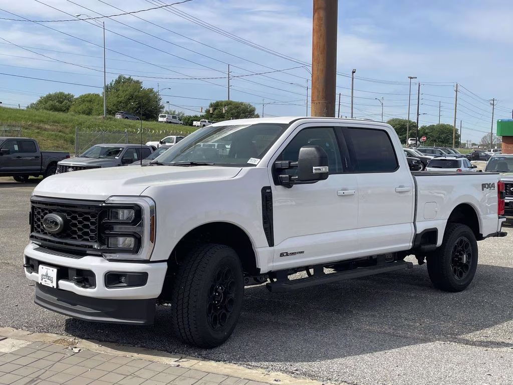 2026 Oxford White Ford Super Duty F-250 SRW XLT 4X4 Truck