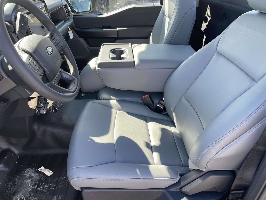 2026 Oxford White Ford F-150 XL RWD Truck