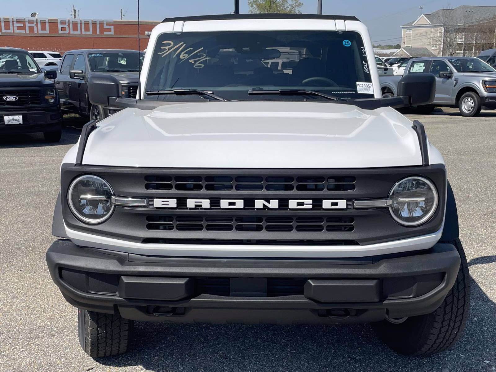 2026 Oxford White Ford Bronco Big Bend 4X4 SUV