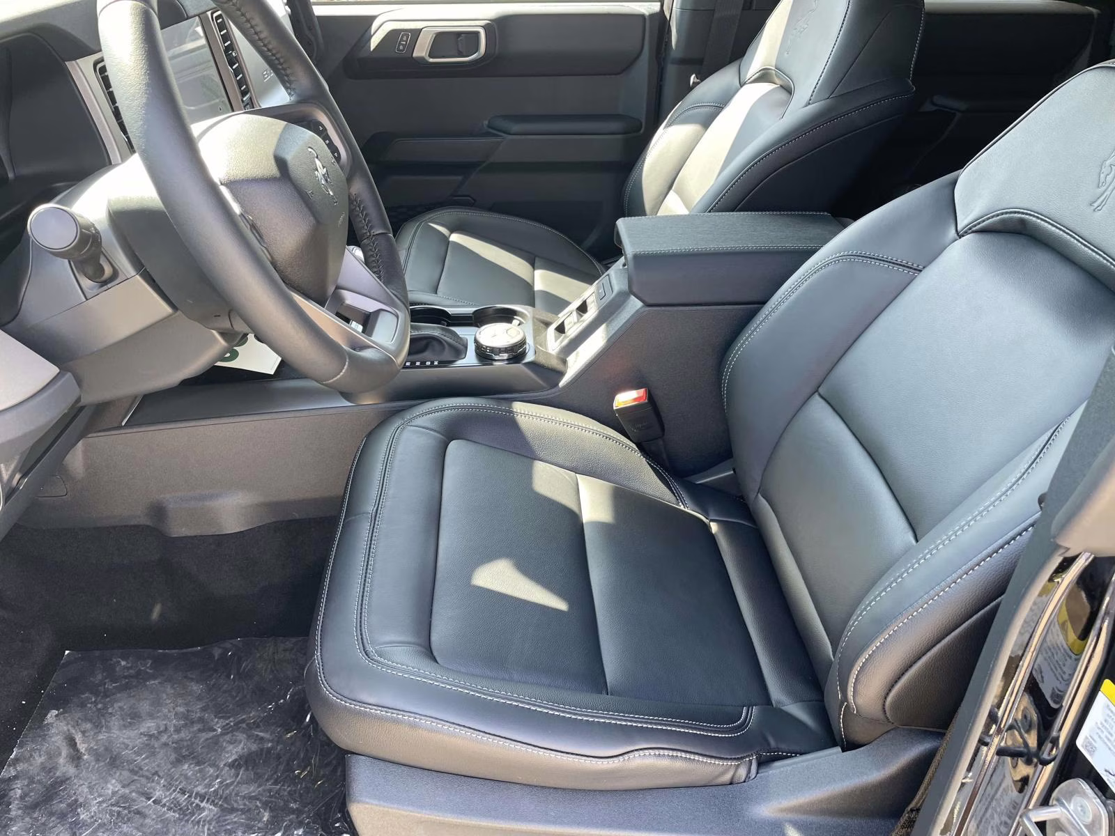 2026 Shadow Black Ford Bronco Outer Banks 4X4 SUV