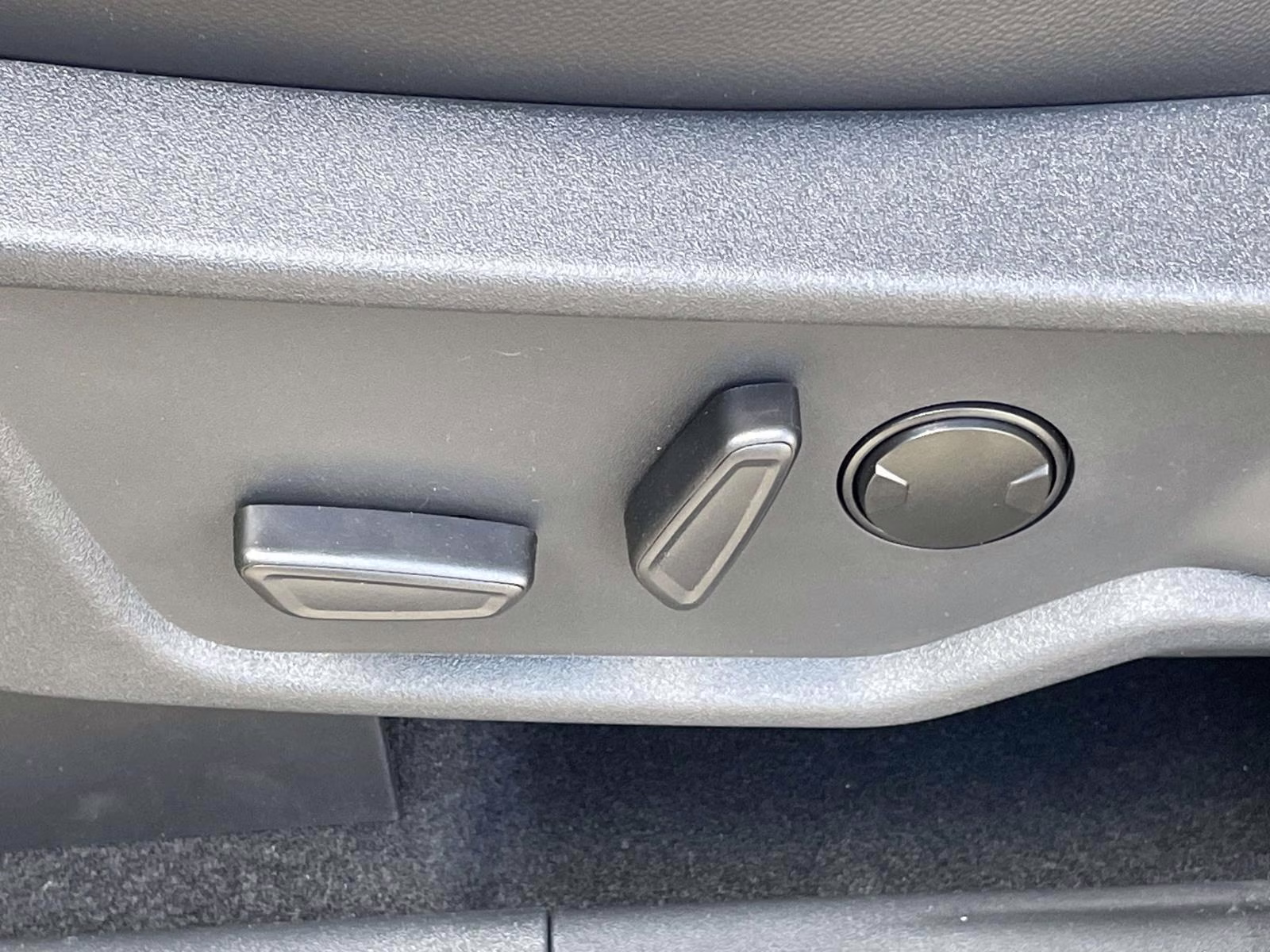 2026 Shadow Black Ford Bronco Outer Banks 4X4 SUV