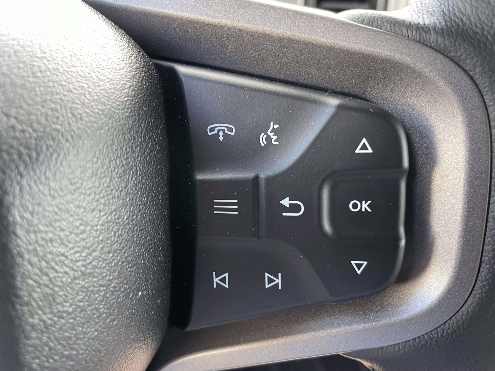 2026 Shadow Black Ford Bronco Outer Banks 4X4 SUV