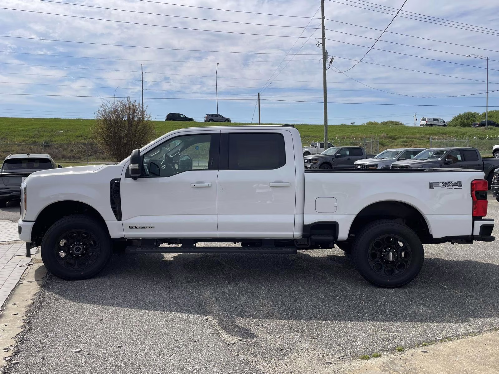 2026 Oxford White Ford Super Duty F-250 SRW XLT 4X4 Truck