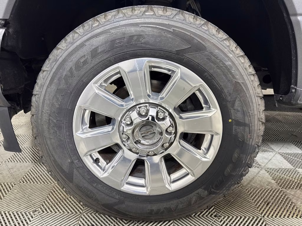 2022 Carbonized Gray Metallic Ford Super Duty F-350 SRW Platinum 4X4 Truck