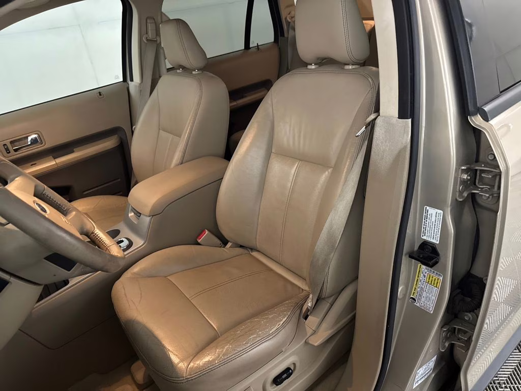 2007 Creme Brulee Clearcoat Ford Edge SEL FWD SUV