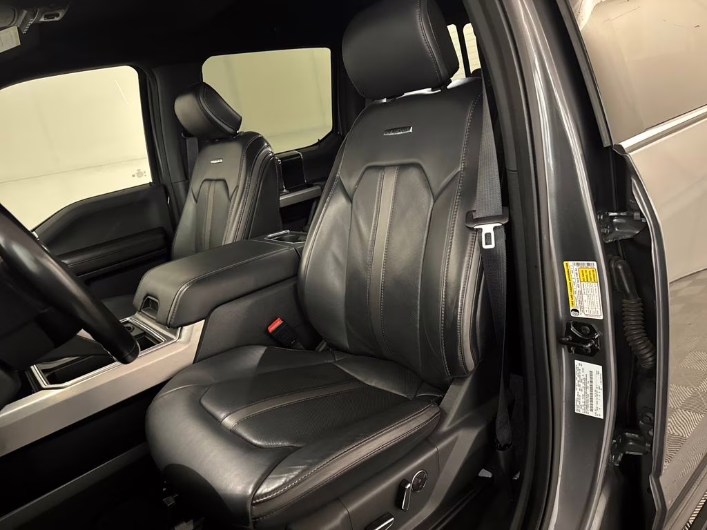 2022 Carbonized Gray Metallic Ford Super Duty F-350 SRW Platinum 4X4 Truck