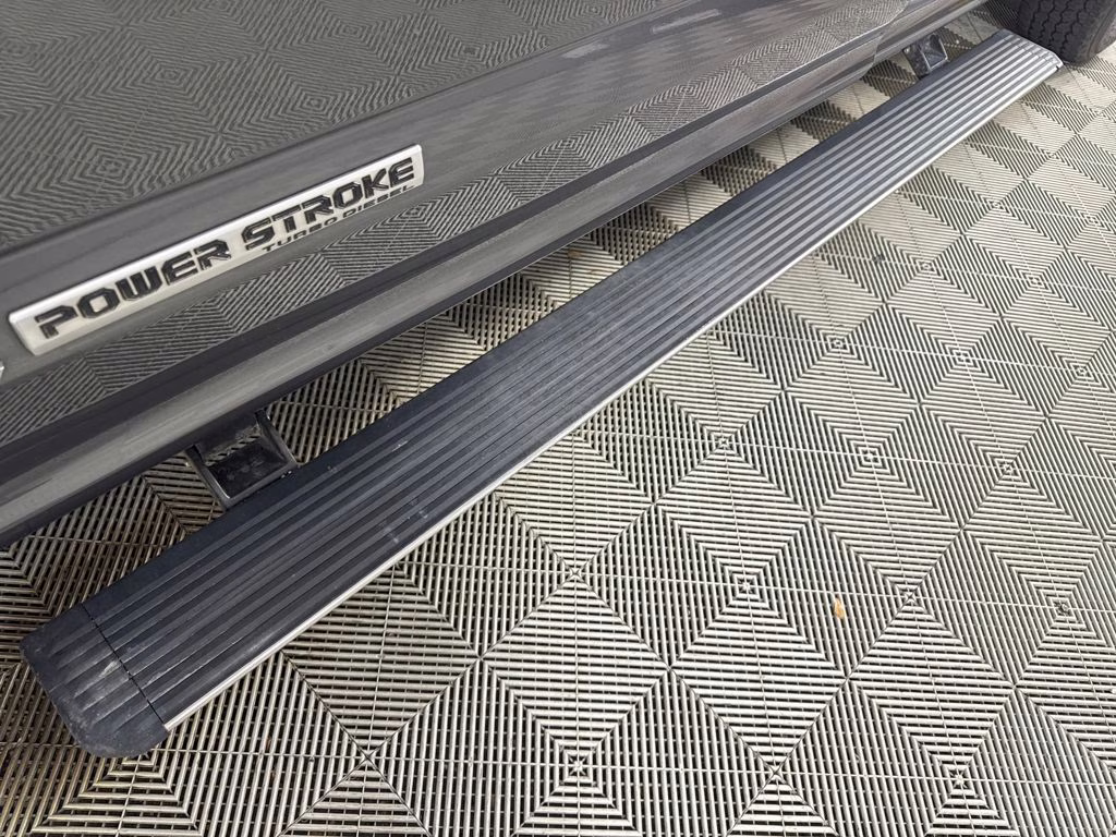 2022 Carbonized Gray Metallic Ford Super Duty F-350 SRW Platinum 4X4 Truck