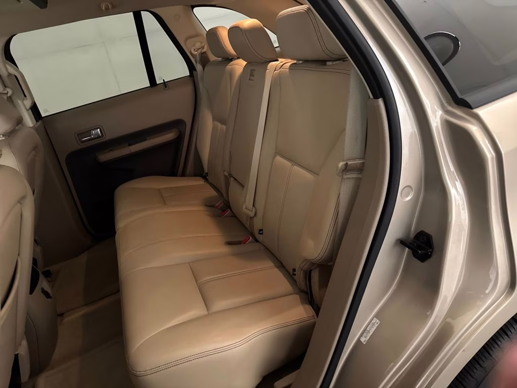 2007 Creme Brulee Clearcoat Ford Edge SEL FWD SUV