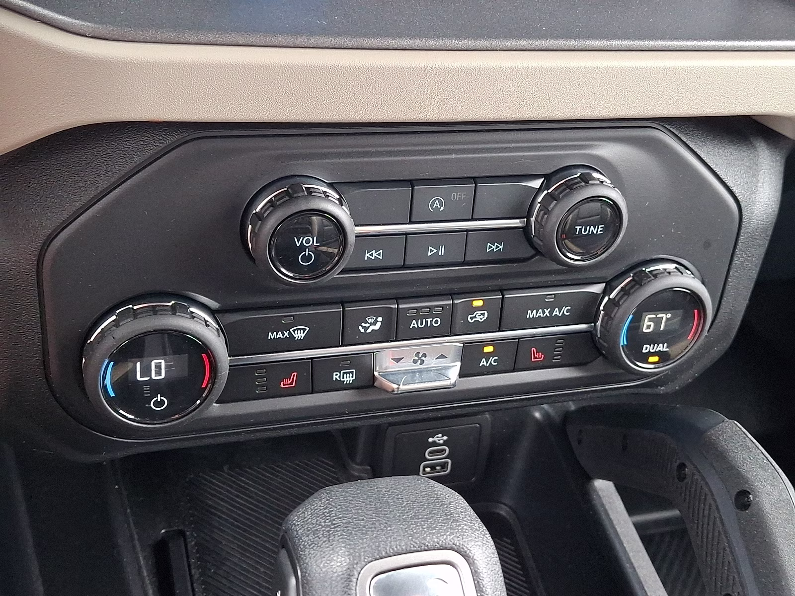 2026 Desert Sand - VA Ford Bronco Big Bend 4X4