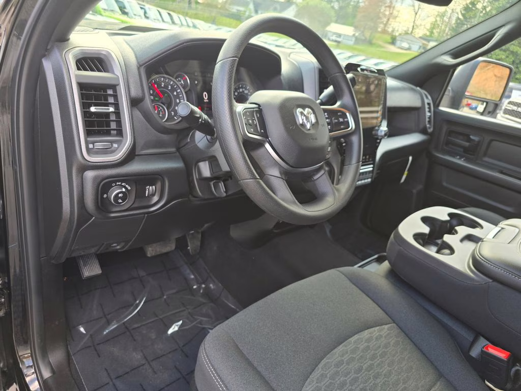 2026 Diamond Black Crystal Pearlcoat Ram 2500 Tradesman 4X4 Truck