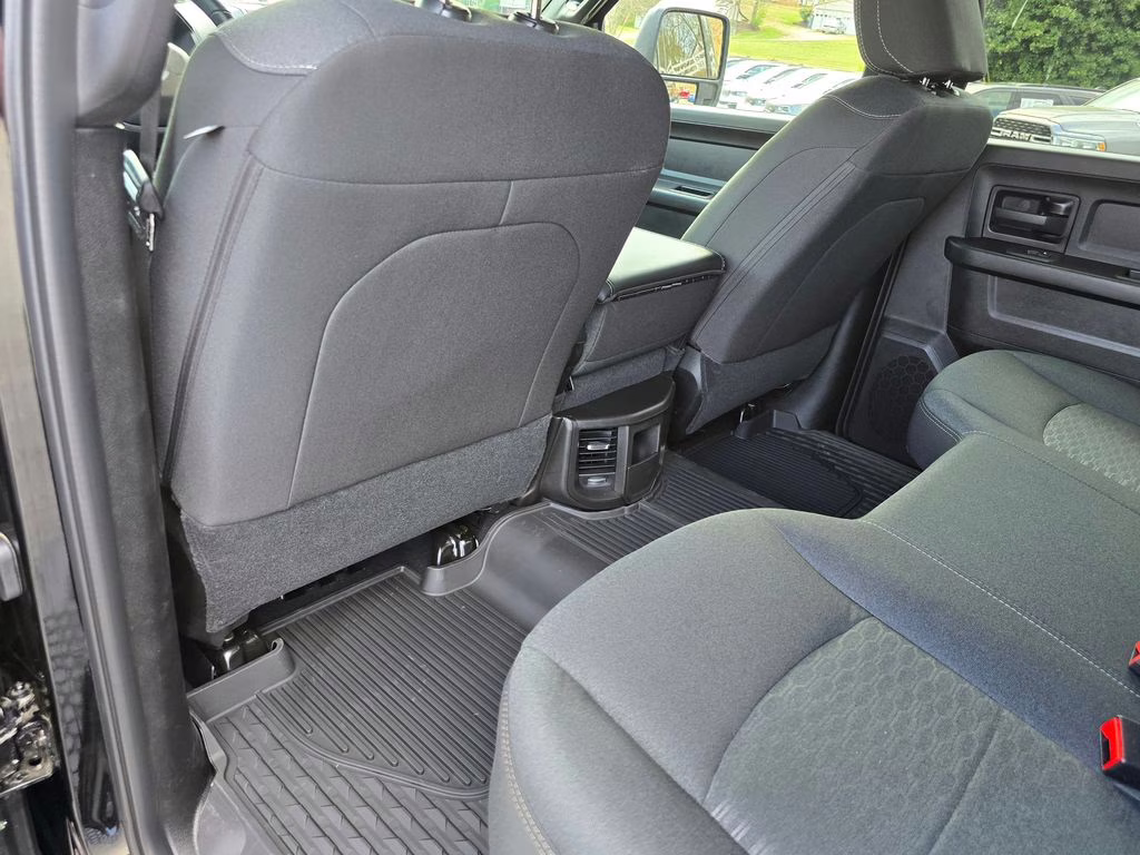 2026 Diamond Black Crystal Pearlcoat Ram 2500 Tradesman 4X4 Truck