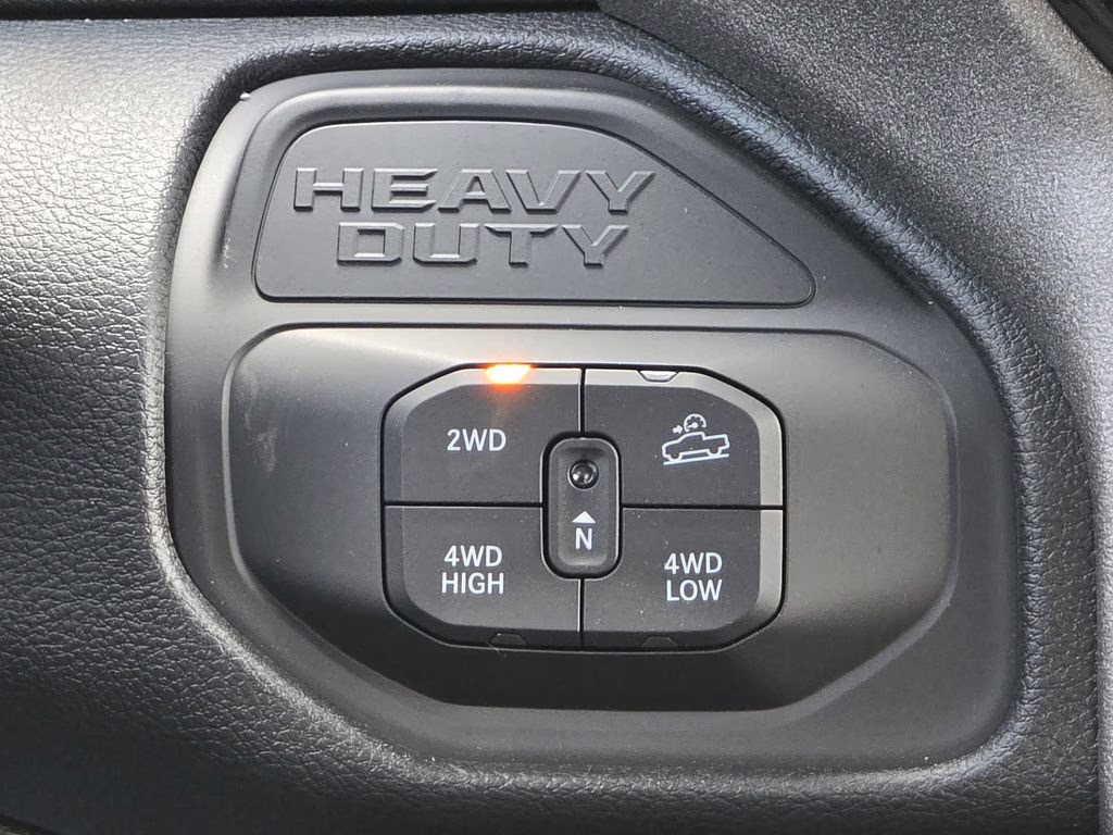 2026 Diamond Black Crystal Pearlcoat Ram 2500 Tradesman 4X4 Truck