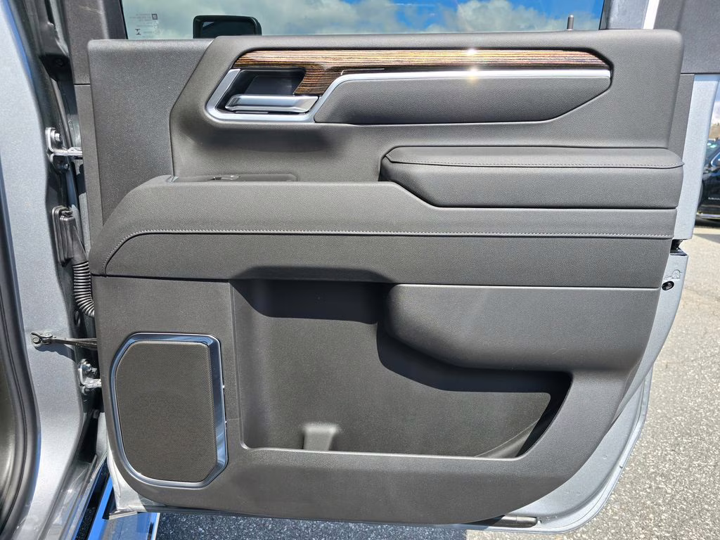 2026 Sterling Metallic GMC Sierra 3500HD SLE 4X4 Truck