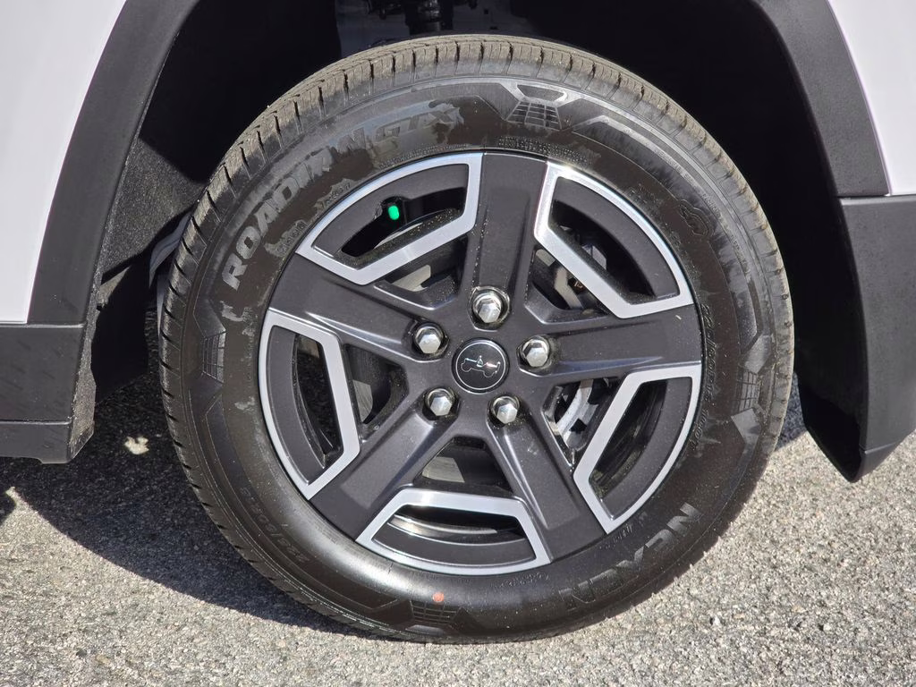 2026 Bright White Clearcoat Jeep Cherokee Limited 4X4 SUV