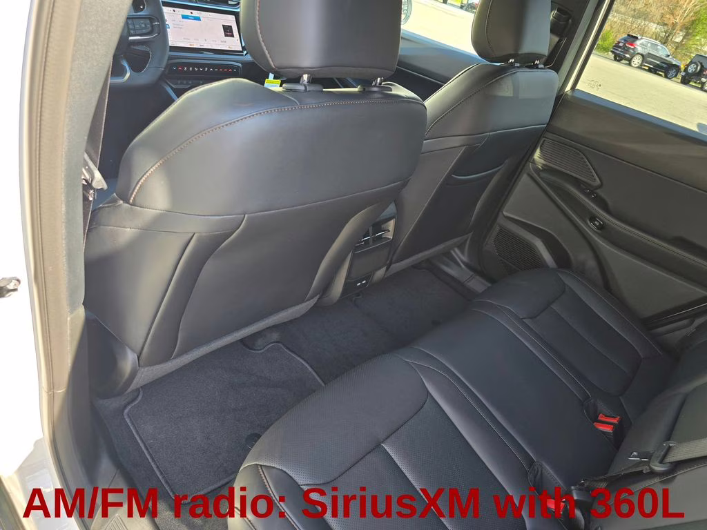 2026 Bright White Clearcoat Jeep Cherokee Limited 4X4 SUV