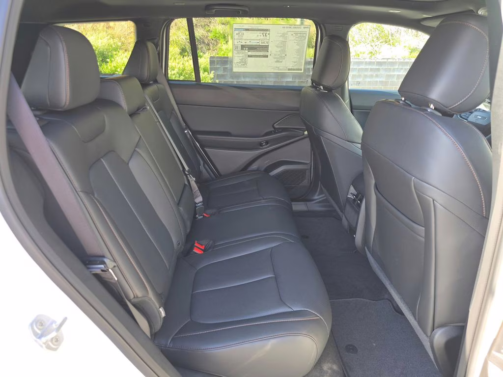 2026 Bright White Clearcoat Jeep Cherokee Limited 4X4 SUV