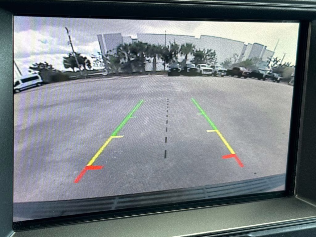 2021 Iconic Silver Metallic Ford Expedition Max XLT RWD SUV