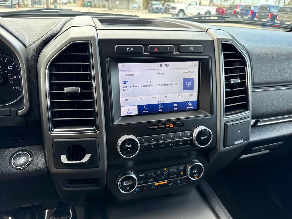 2021 Iconic Silver Metallic Ford Expedition Max XLT RWD SUV