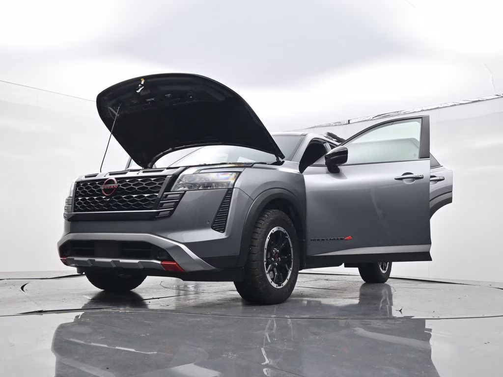 2026 Gun Metallic Nissan Pathfinder Rock Creek 4X4 SUV