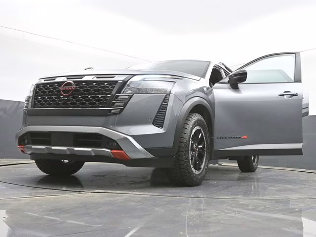 2026 Gun Metallic Nissan Pathfinder Rock Creek 4X4 SUV