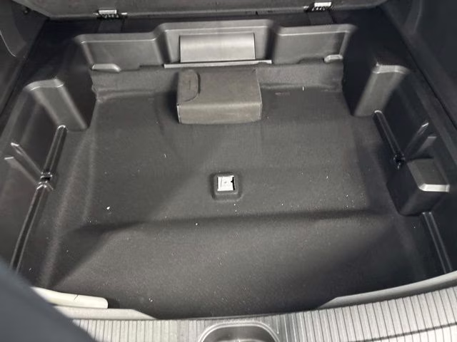 2026 Diamond Black Crystal Pearlcoat Jeep Cherokee Overland 4X4 SUV