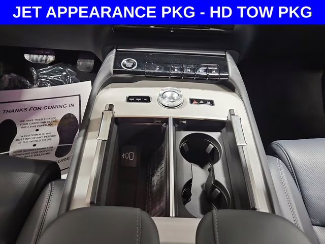 2026 Pristine White Metallic Tri-Coat Lincoln Navigator L Reserve 4X4 SUV