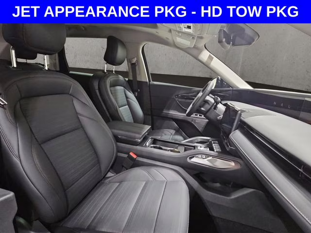 2026 Pristine White Metallic Tri-Coat Lincoln Navigator L Reserve 4X4 SUV