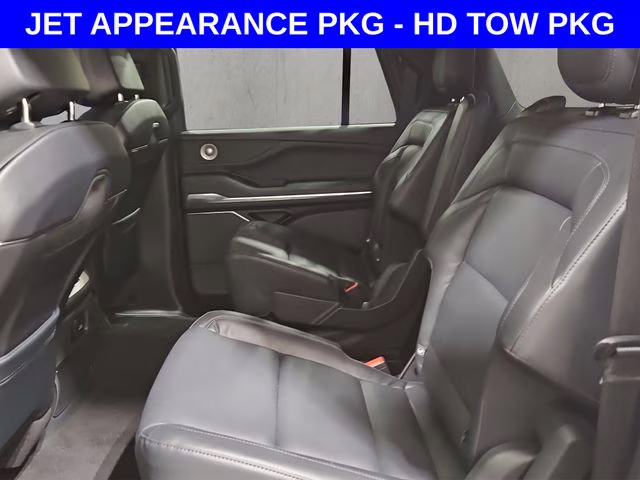 2026 Pristine White Metallic Tri-Coat Lincoln Navigator L Reserve 4X4 SUV