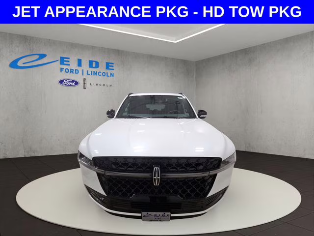 2026 Pristine White Metallic Tri-Coat Lincoln Navigator L Reserve 4X4 SUV