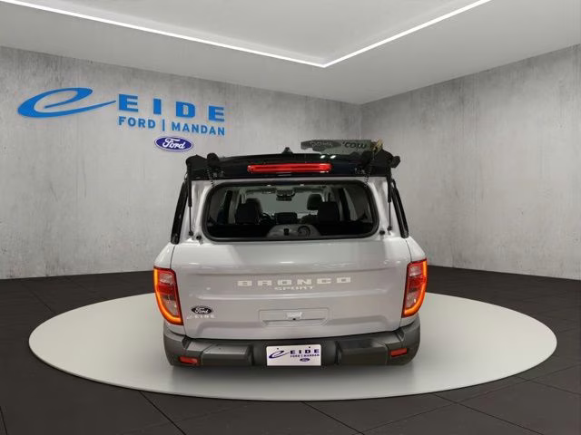 2026 Space White Metallic Ford Bronco Sport Badlands 4X4 SUV