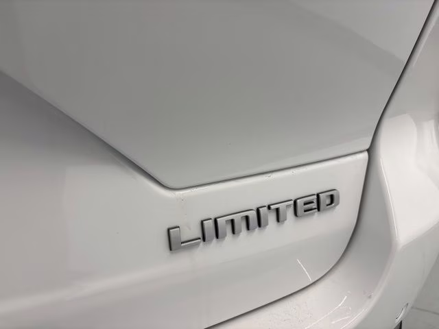 2026 Bright White Clearcoat Jeep Grand Cherokee Limited 4X4 SUV