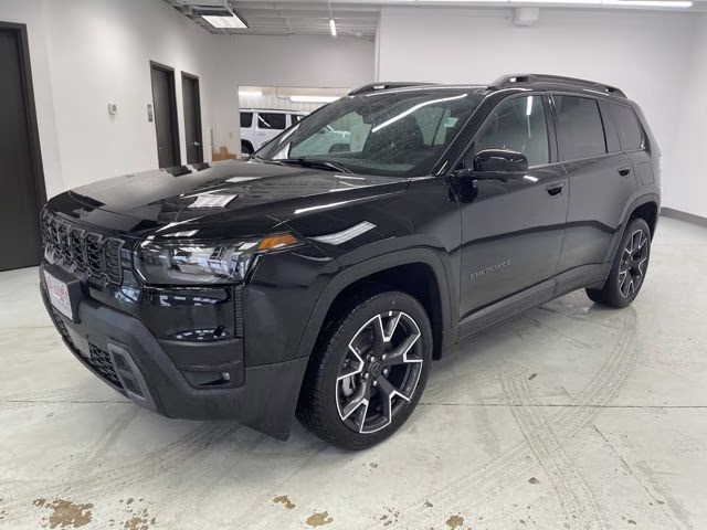 2026 Diamond Black Crystal Pearlcoat Jeep Cherokee Overland 4X4 SUV