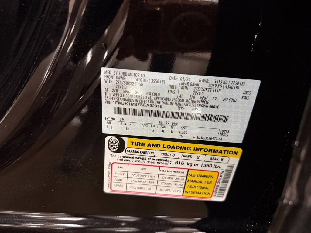 2025 Black Metallic Ford Expedition Max Platinum w/Bluecruise & Drivers Pkg 4X4 SUV