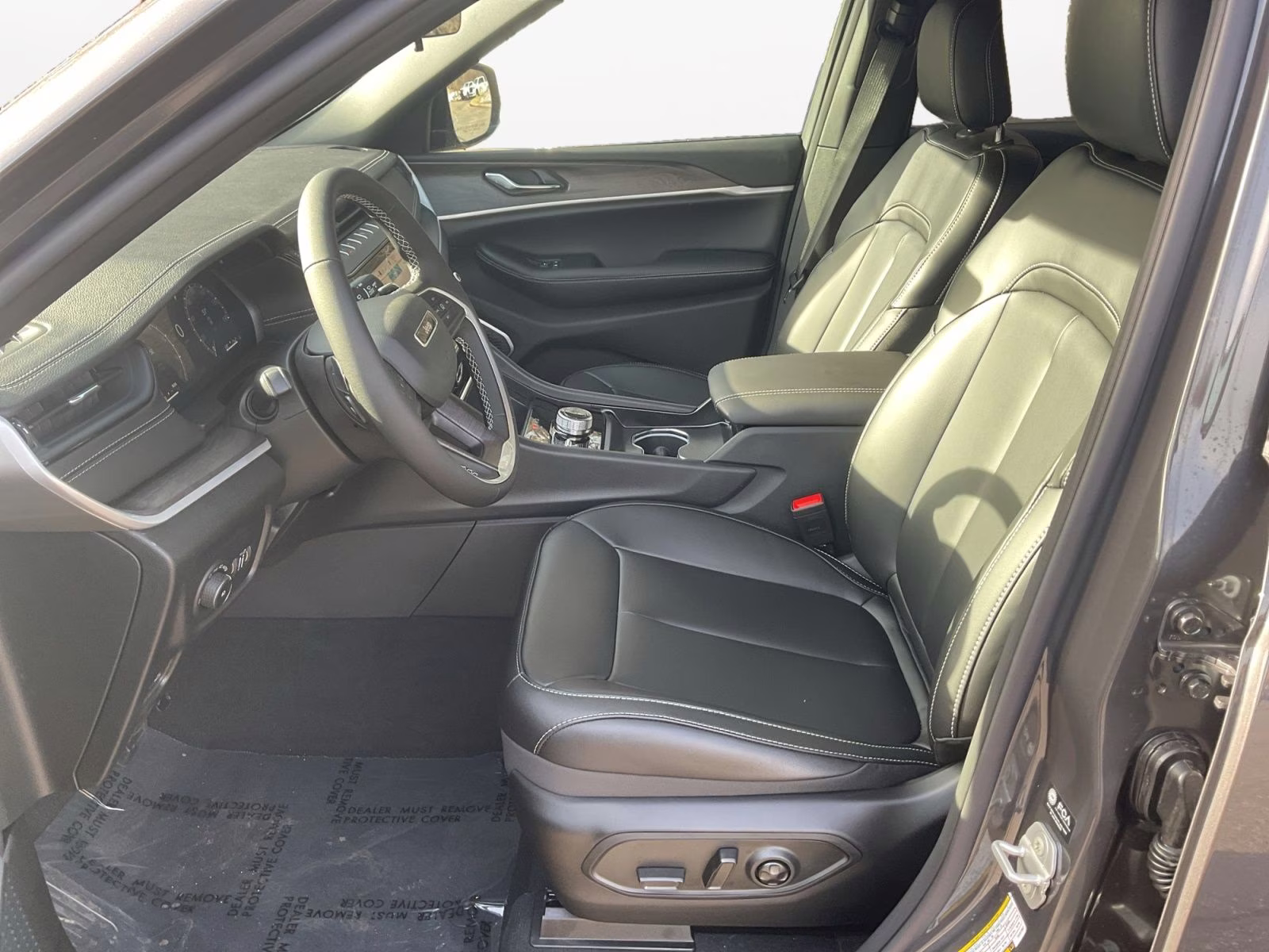 2026 Baltic Gray Metallic Clearcoat Jeep Grand Cherokee Limited 4X4 SUV