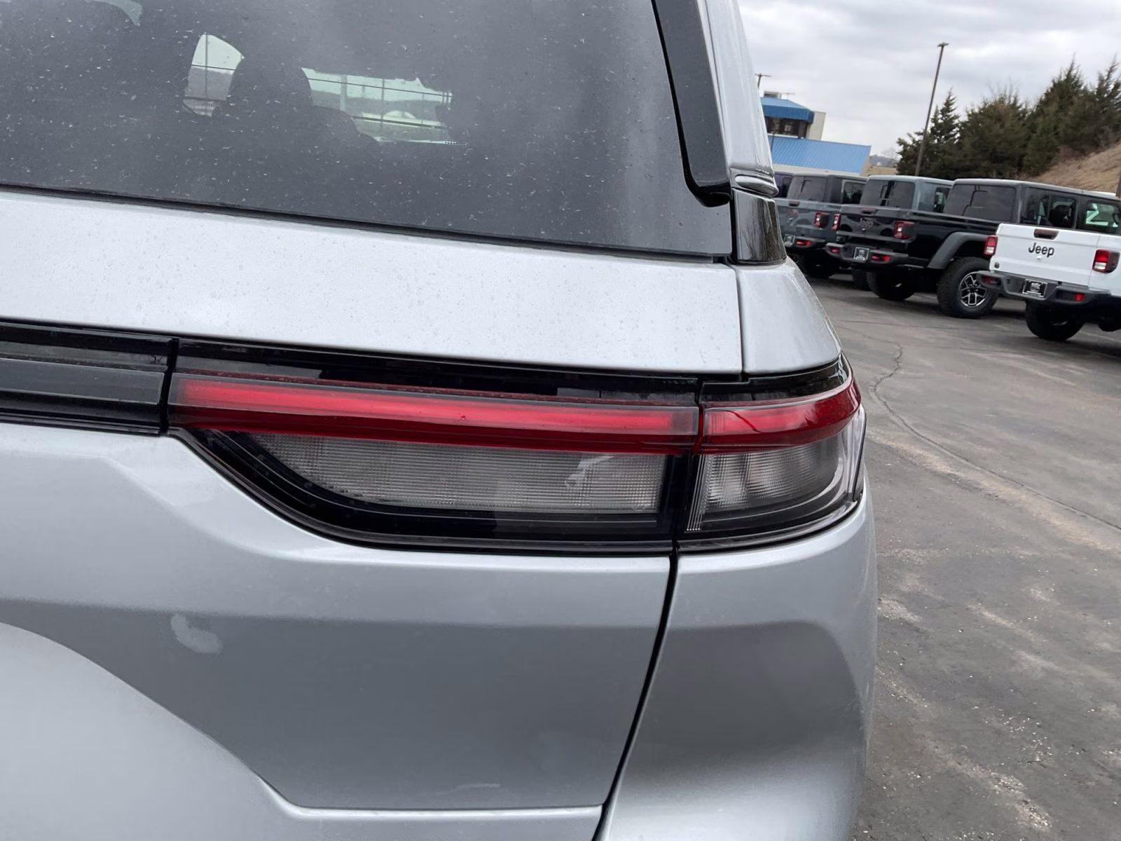 2026 Silver Zynith Jeep Grand Cherokee Limited 4X4 SUV