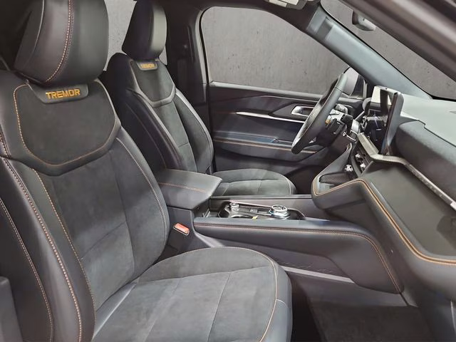 2026 Agate Black Metallic Ford Expedition Tremor 4X4 SUV