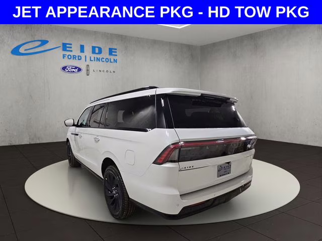 2026 Pristine White Metallic Tri-Coat Lincoln Navigator L Reserve 4X4 SUV