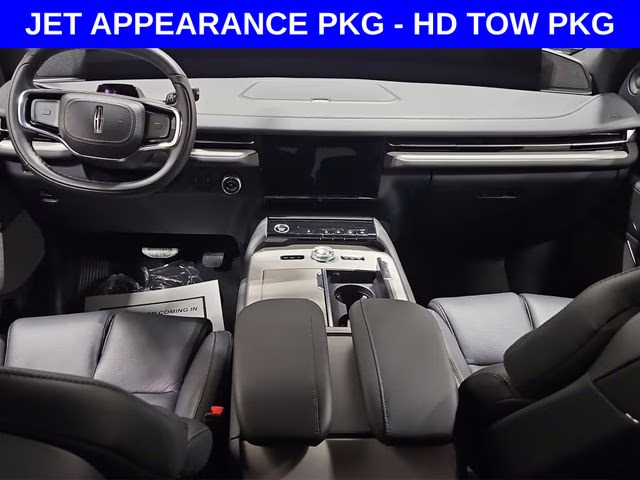 2026 Pristine White Metallic Tri-Coat Lincoln Navigator L Reserve 4X4 SUV