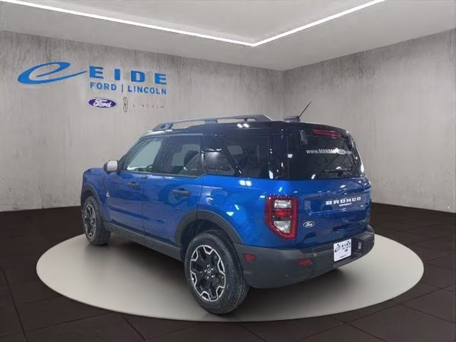 2026 Velocity Blue Metallic Ford Bronco Sport Outer Banks 4X4 SUV