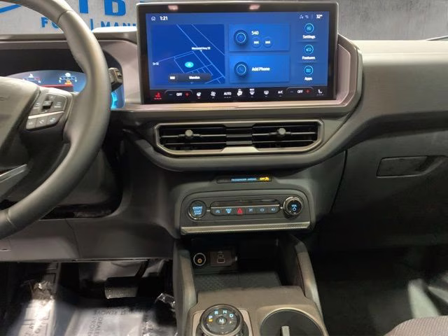 2026 Space White Metallic Ford Bronco Sport Badlands 4X4 SUV