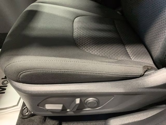 2026 Glacial White Pearl Kia Sportage LX AWD SUV