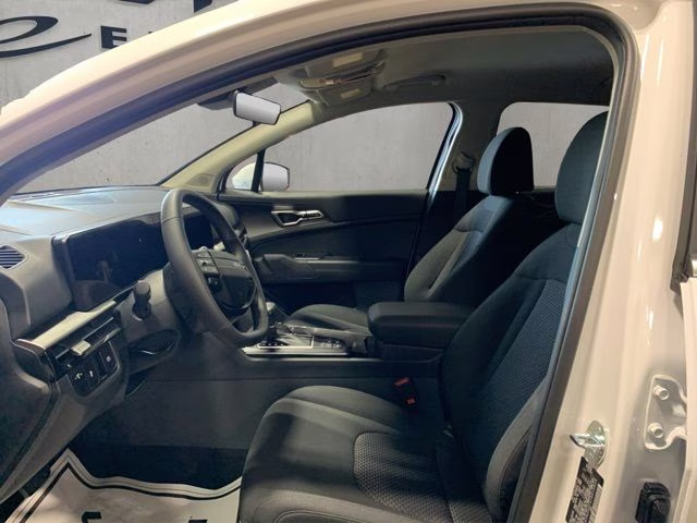 2026 Glacial White Pearl Kia Sportage LX AWD SUV